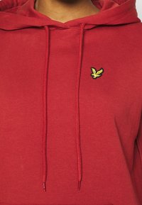 Lyle & Scott Felpa con cappuccio - red