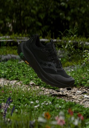 Saucony, XODUS ULTRA 4 GTX  - Обувки за бягане по пресечен терен - triple black
