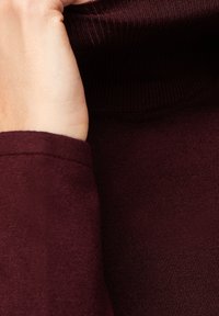 s.Oliver BLACK LABEL Sweter