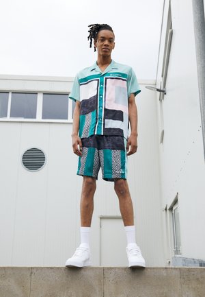 MONTE CARLO GANDOLFO - Shorts - canton multi