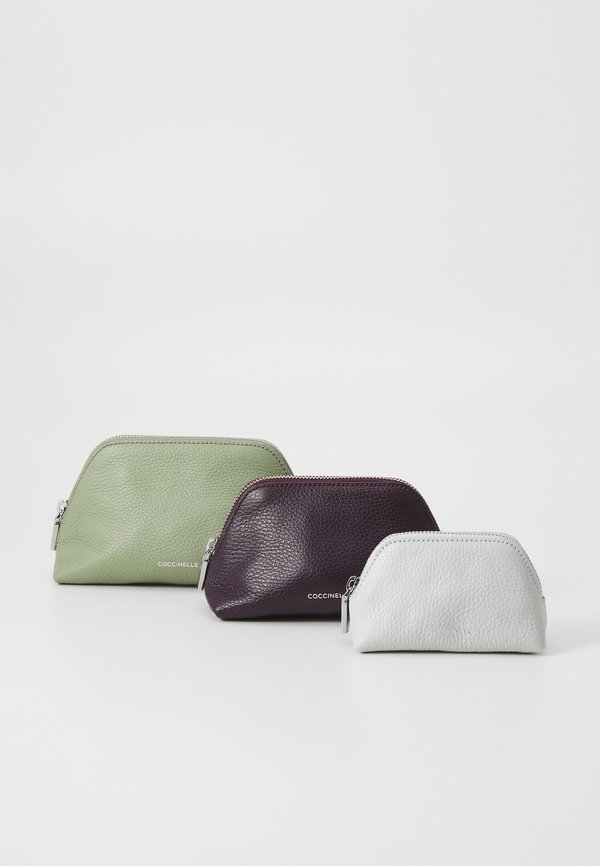 3 PACK - Wash bag