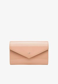 Seleccionado, cipria