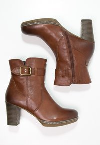 Gabor Botines con plataforma - cognac