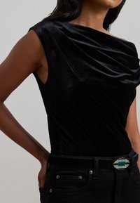 Lauren Ralph Lauren Petite STRETCH VELVET OFF THE SHOULDER BLOUSE - Potiskana majica - black
