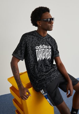 adidas Originals Print T-shirt - carbon
