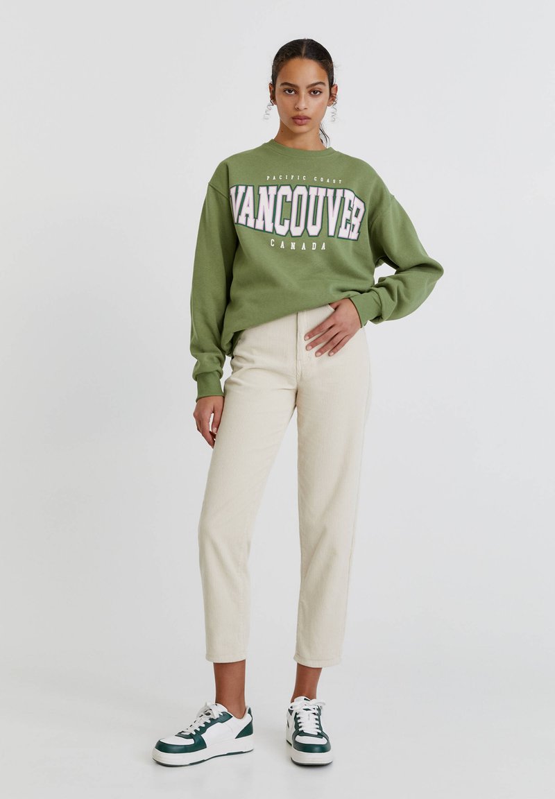 Damen Sweatshirts | PULL&BEAR CONTRAST VARSITY Sweatshirt green/grün - CG91326 Damen Sweatshirts | PULL&BEAR CONTRAST VARSITY Sweatshirt green/grün - CG91326