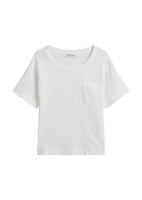 White short-sleeve T-shirt made of soft cotton. Features a round neckline and a pocket on the left chest. Smooth texture, casual design.