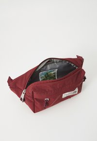 The North Face BERKELEY LUMBAR UNISEX - Gürteltasche - sumac/alpine plum