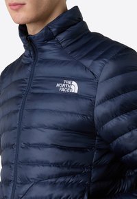 The North Face M HUILA SYNTHETIC JACKET - Zimní bunda - summit navy