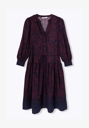 Robe à motifs floraux bourgogne avec des manches longues, un devant à boutons, une taille élastique et une jupe évasée. Tissu doux avec une texture lisse.