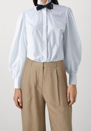 Button-down blouse - white