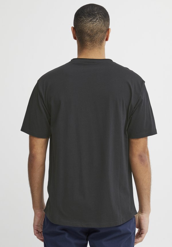 PREliah - Basic T-shirt2