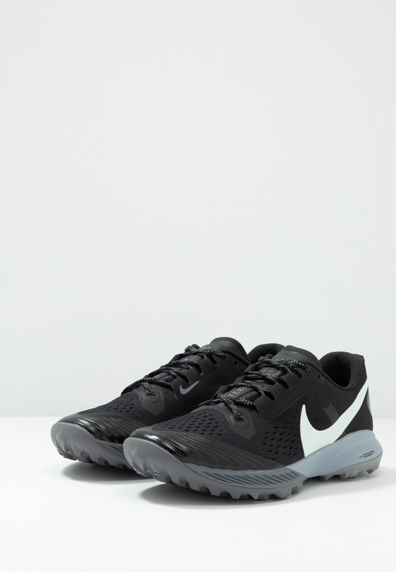 celebracion champán Elevado Nike Performance AIR ZOOM TERRA KIGER 5 - Zapatillas de trail running - black/barely grey/gunsmoke/wolf grey/negro - Zalando.es celebracion champán Elevado Nike Performance AIR ZOOM TERRA KIGER 5 - Zapatillas de trail running - black/barely grey/gunsmoke/wolf grey/negro - Zalando.es