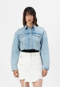 Tommy Jeans Džinsa auduma jaka - denim mid light blue
