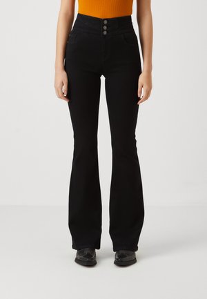 ONLCHERYL RETRO  - Flared jeans - black denim