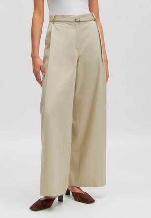 EDITED, EDITED HOSE LANEA - Pantalon classique - beige
