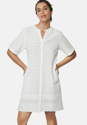 Selmark DE MANCHES COURTES - Nachtjapon - blanc