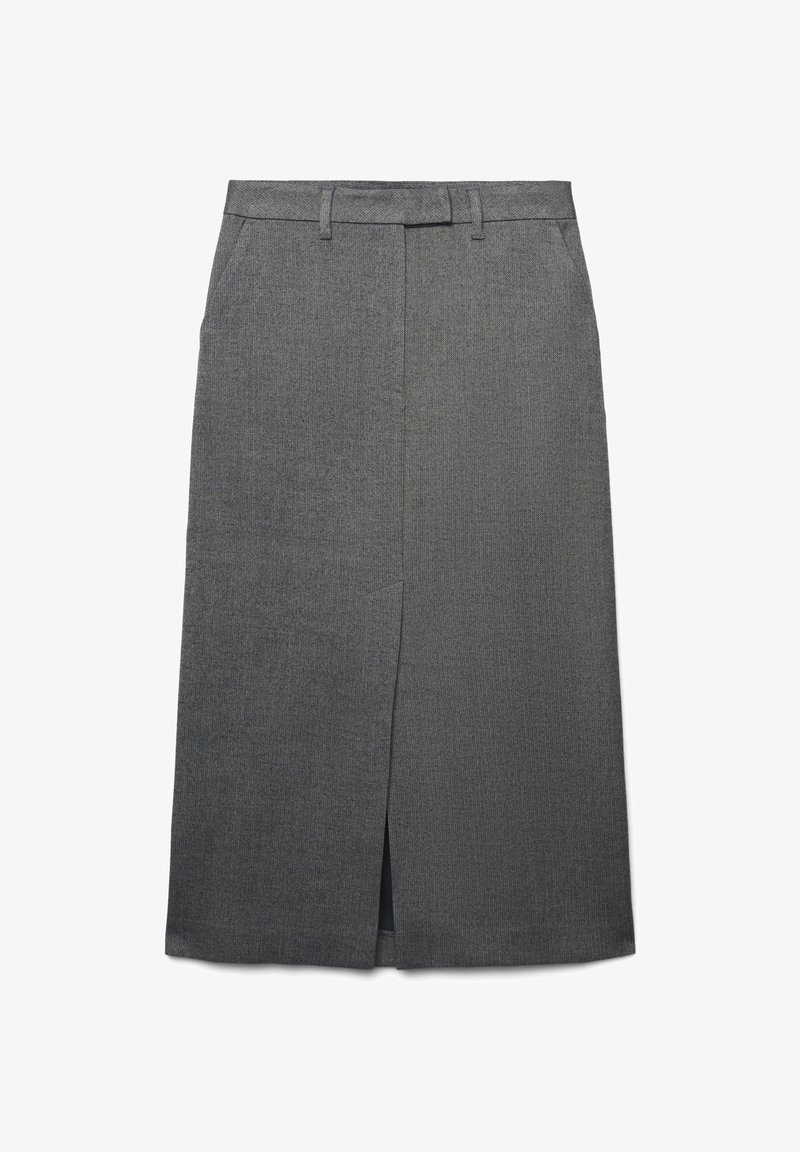 Gonna grigia a matita con uno spacco frontale e passanti per la cintura. Il tessuto ha una texture sottile, che offre un aspetto strutturato e sartoriale.