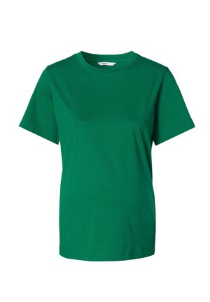 Grünes kurzärmliges T-Shirt mit Rundhalsausschnitt aus geripptem Stoff, auf einem weißen Hintergrund präsentiert.