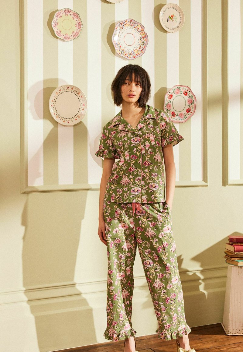 Cath Kidston REGULAR FIT SET - Set lenjerie de noapte - green floral