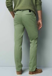 Meyer Chino - grün