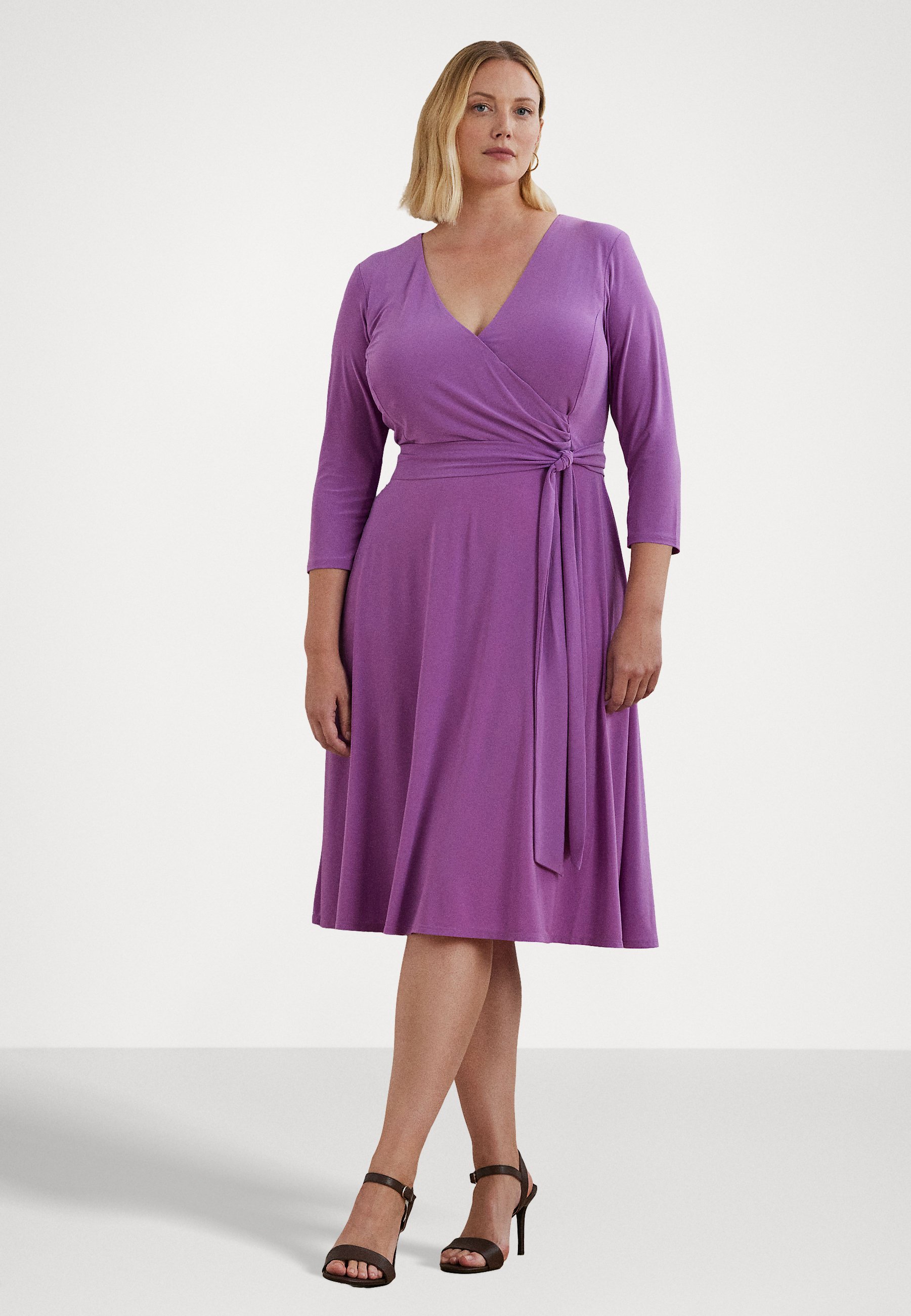 what to wear with a jersey dress Twisted jersey dress– Róhe main image 1