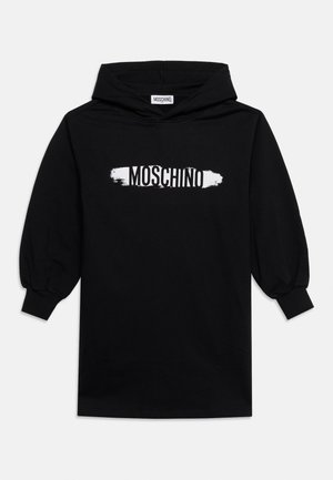Schwarzes Kapuzen-Sweatshirtkleid mit gepufften langen Ärmeln und weißem "MOSCHINO" Logo auf der Brust.