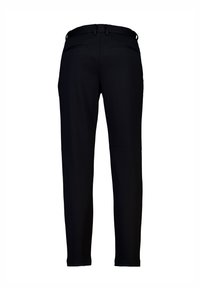 Zwarte broeken met een gladde textuur, slim fit en twee achterzakken. Voorzien van een riemlus en een op maat gemaakte ontwerp.