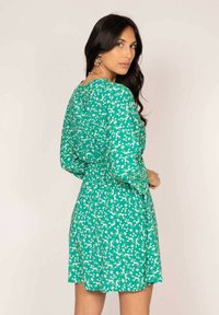Dona x Lisa INEO - Robe de jour - green