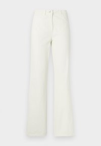 Hvide flare jeans med fem lommer, lukkes foran med knapper og har bæltestropper, lavet af et blødt bomuldsblandet stof.