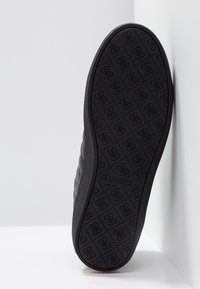 Guess Baskets montantes - black