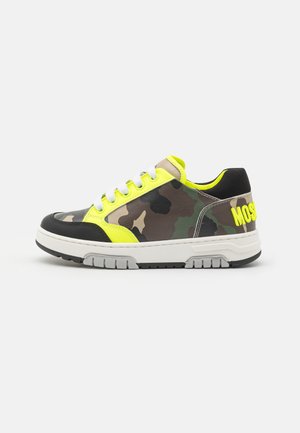 MOSCHINO UNISEX - Tossud - military/neon yellow/black