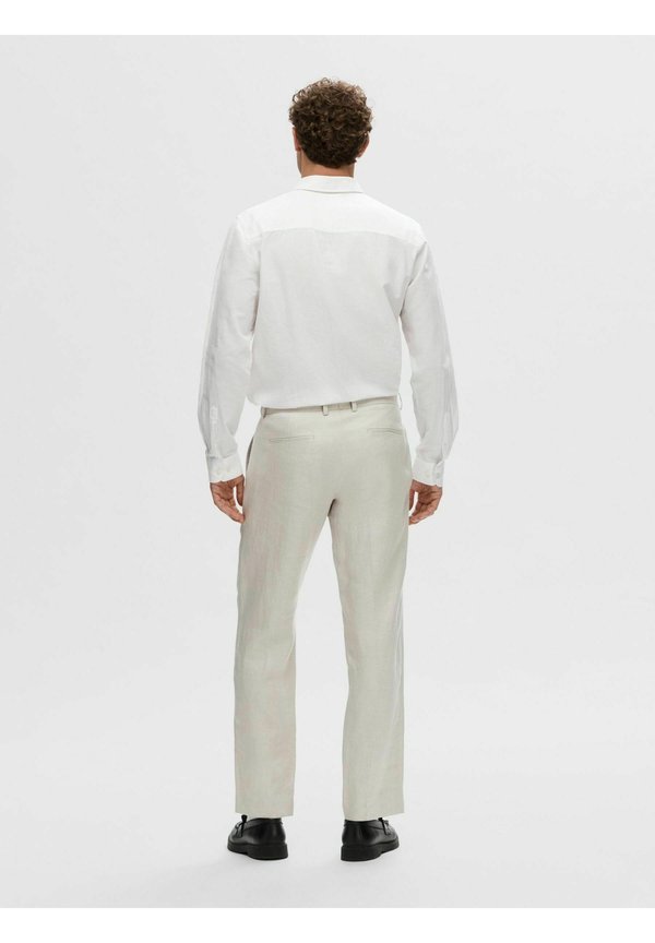REGULAR FIT  - Trousers - sand3