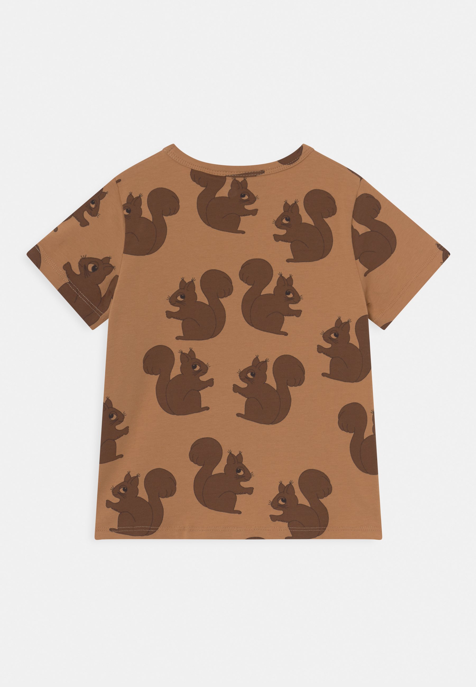 shirt with squirrel on it