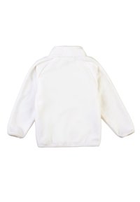 Pullover bianco in pile con colletto alto, maniche raglan e polsini elasticizzati. Il tessuto sembra morbido e leggermente testurizzato.