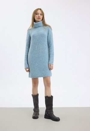 Svetríkové šaty - mottled light blue