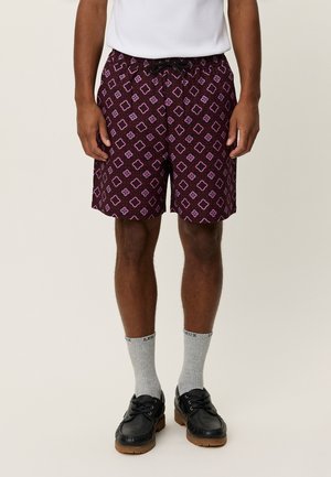 HARRY - Rövidnadrágok - red dahlia