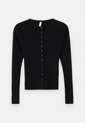 Schwarzer, gerippter Cardigan mit rundem Ausschnitt, langen Ärmeln und durchgehender Knopfleiste mit acht schwarzen Knöpfen.