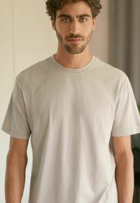 Next MOTIONFLEX COSY SET czarny