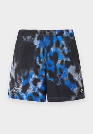 Shorts de sport noirs avec un motif abstrait bleu et gris, taille élastique, et logos Nike Air en bas à gauche et à droite.