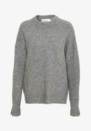 Szürke kötött pulóver kerek nyakkivágással, lecsúszott vállakkal és bordás mandzsettával. Puha textúra és laza sziluett.