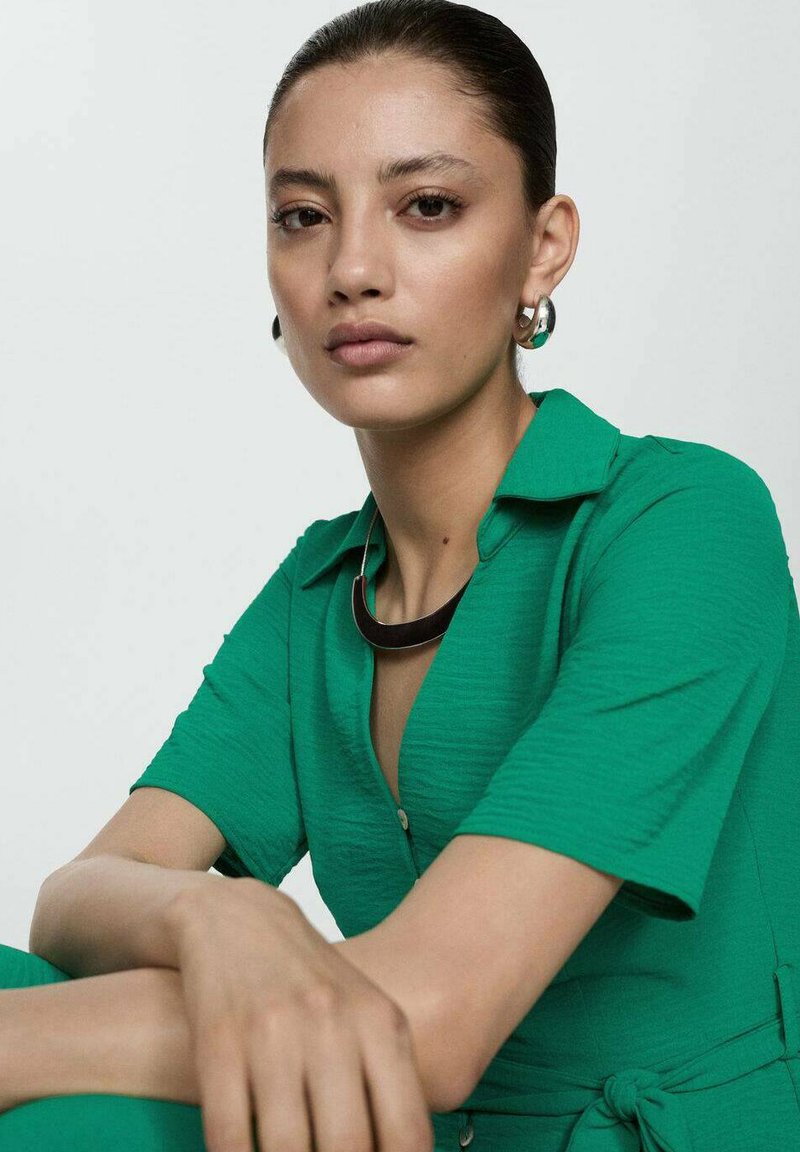 green emerald velvet dress Long sleeves green shirt dress women 2846  Xiaolizi