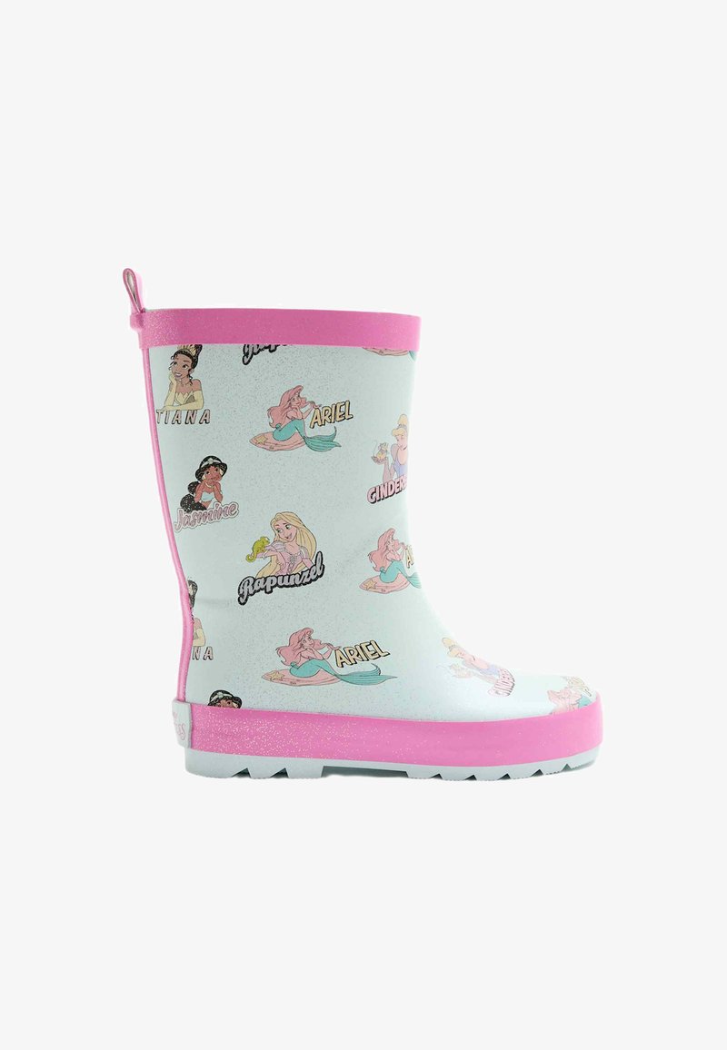 Botas de lluvia impermeables de color azul claro con detalles en rosa, que presentan un patrón de diversas ilustraciones y nombres de princesas, material de goma texturizada.