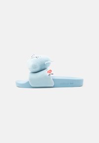 Unselected, clear sky/footwear white/bluebird