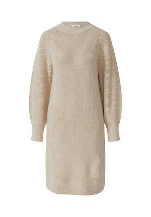 Beige gebreide jurk met een ronde halslijn, raglanmouwen en ribbeltextuur. Het heeft een ontspannen pasvorm en reikt tot halverwege de dij.