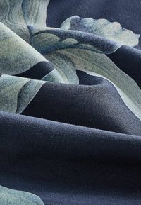 Next Ing - navy blue
