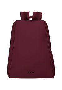 Sac à dos bordeaux avec une texture lisse, présentant un design minimaliste, deux bretelles rembourrées et le logo "O.D.D.S." en bas.