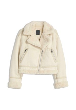 Beżowa kurtka w stylu shearling z szerokim kołnierzem, zamkiem błyskawicznym z przodu, dwoma kieszeniami na zamek oraz puszystymi mankietami i wykończeniem na dole, rozłożona na płasko.