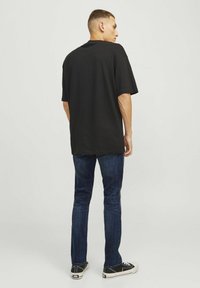Jack & Jones Clark - Vaqueros rectos - blue denim