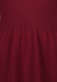 Blue Seven Abito in maglia - rot